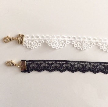 <span style="font-weight: bold;">Collares y chokers</span>